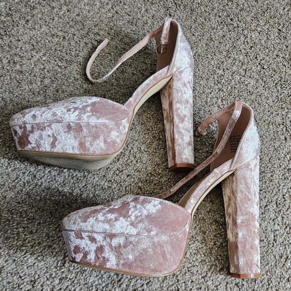 Shoedazzle Sabrina Velvet style Platform High Heels Pumps- Wide Width - Picture 1 of 4